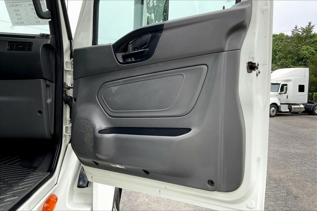 2020 CUM LT625 6×4 Day Cab