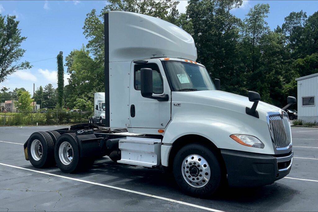 2020 CUM LT625 6×4 Day Cab