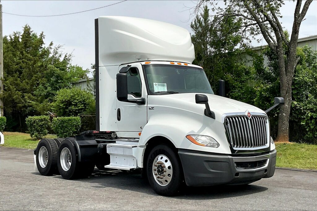 2020 CUM LT625 6×4 Day Cab