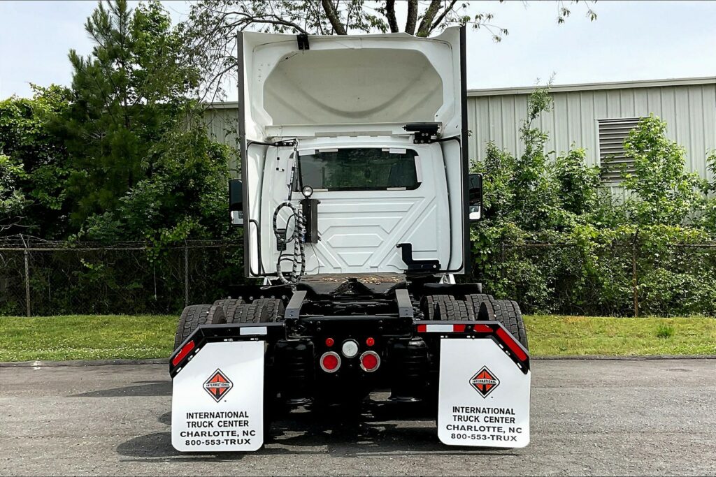 2020 CUM LT625 6×4 Day Cab