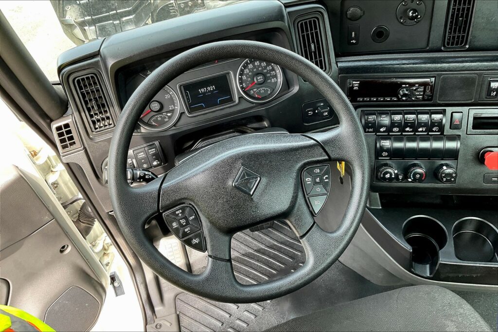 2020 CUM LT625 6×4 Day Cab