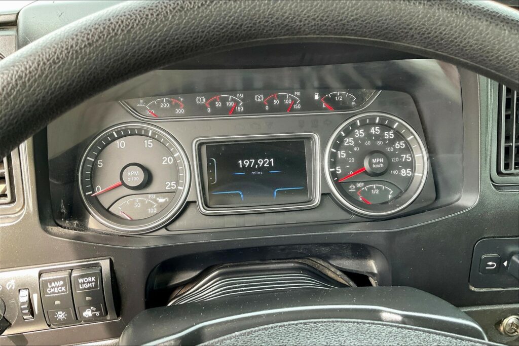 2020 CUM LT625 6×4 Day Cab