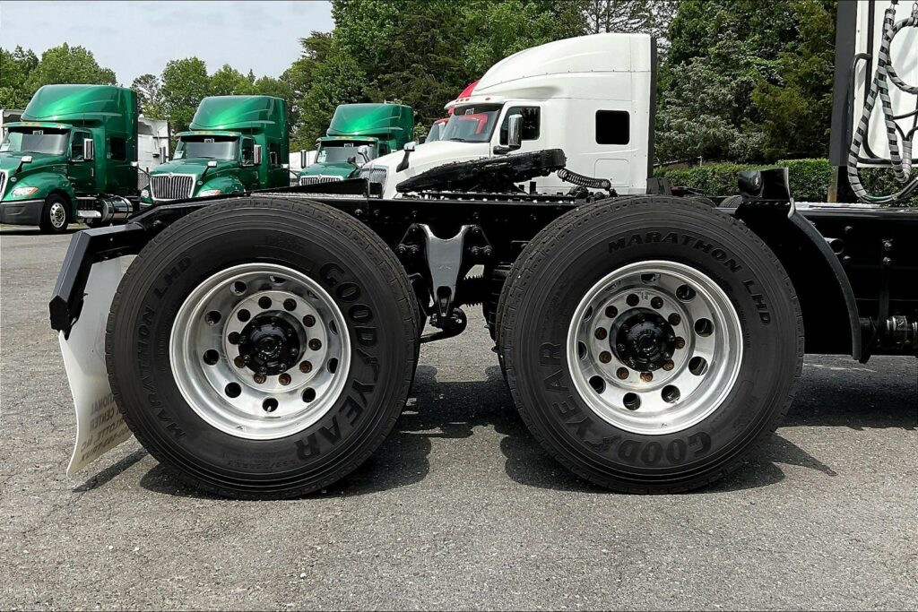 2020 CUM LT625 6×4 Day Cab