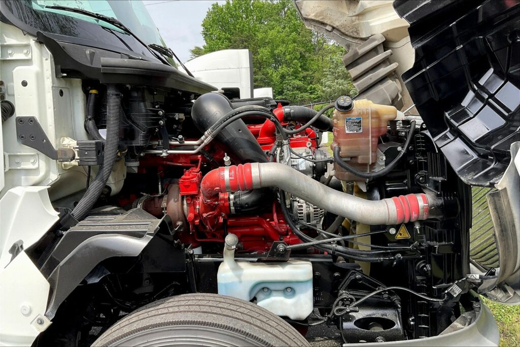 2020 CUM LT625 6×4 Day Cab