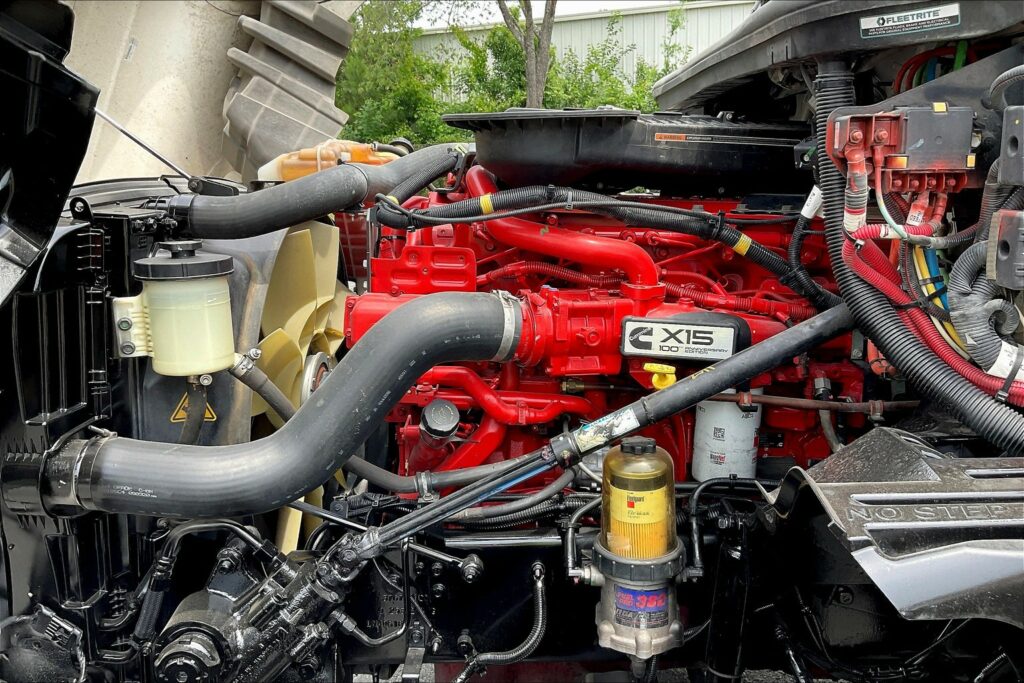 2020 CUM LT625 6×4 Day Cab