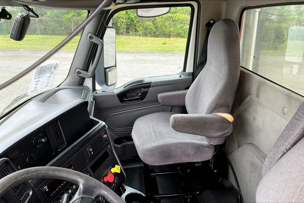 2020 CUM LT625 6×4 Day Cab