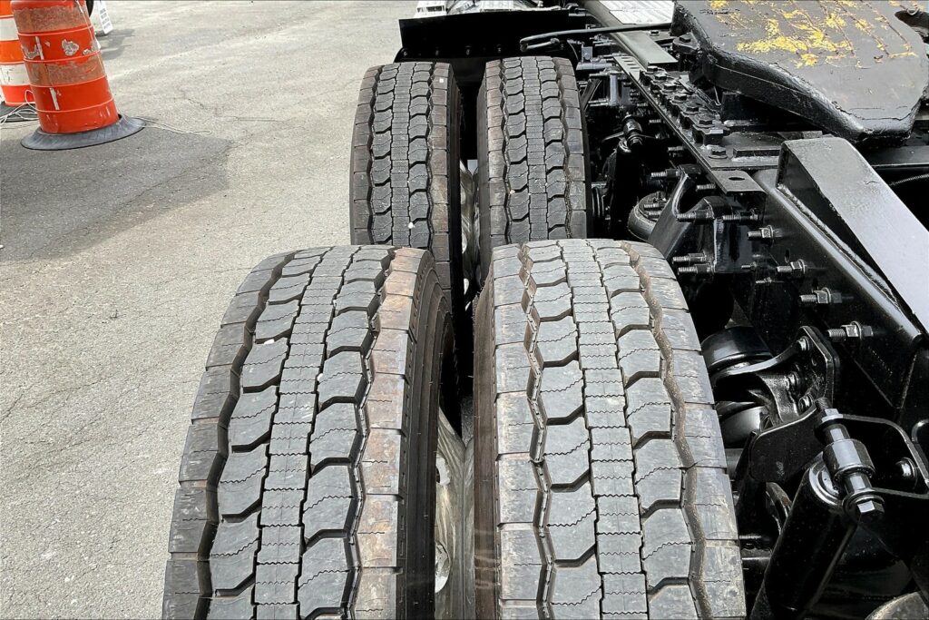 2020 CUM LT625 6×4 Day Cab