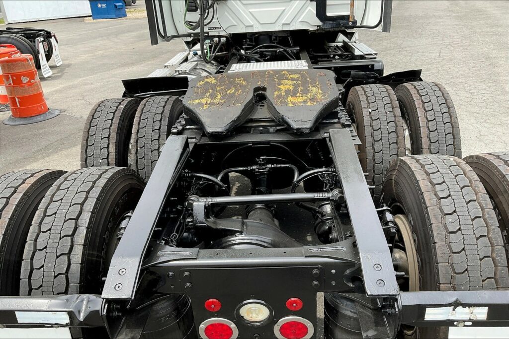 2020 CUM LT625 6×4 Day Cab