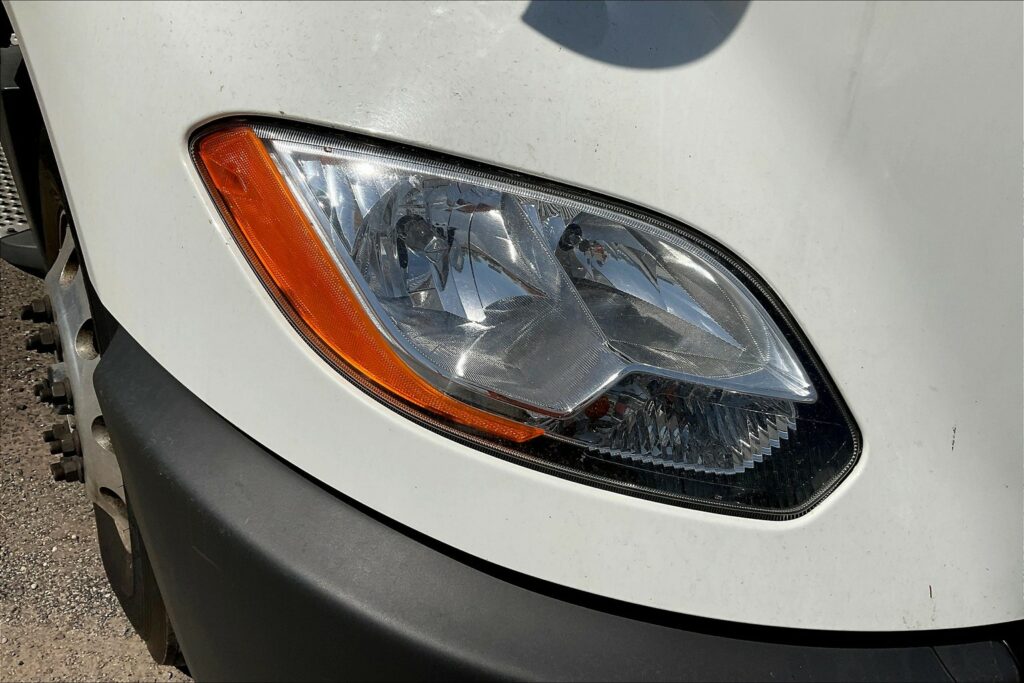 2021 CUM LT625 6×4 Sleeper