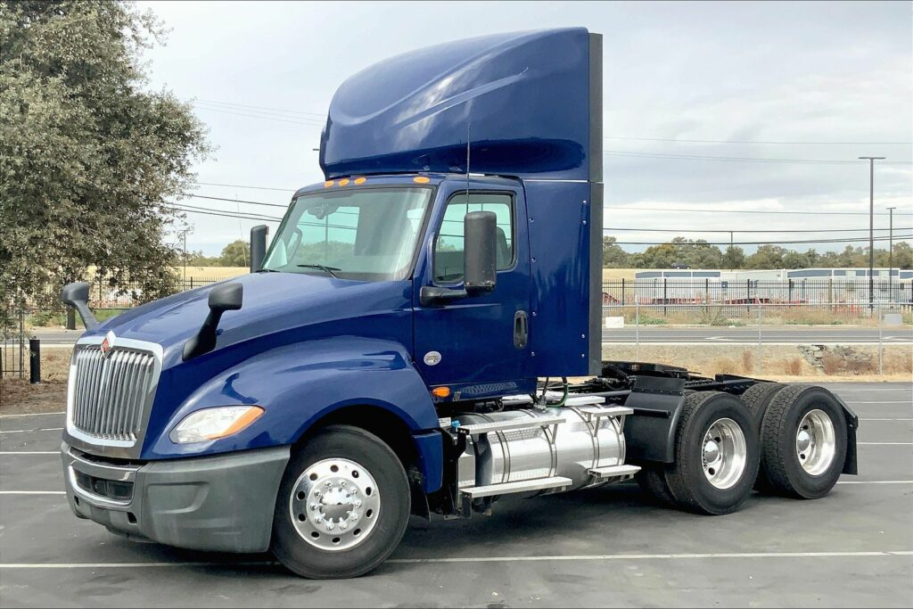 2020 CUM LT625 6×4 Day Cab