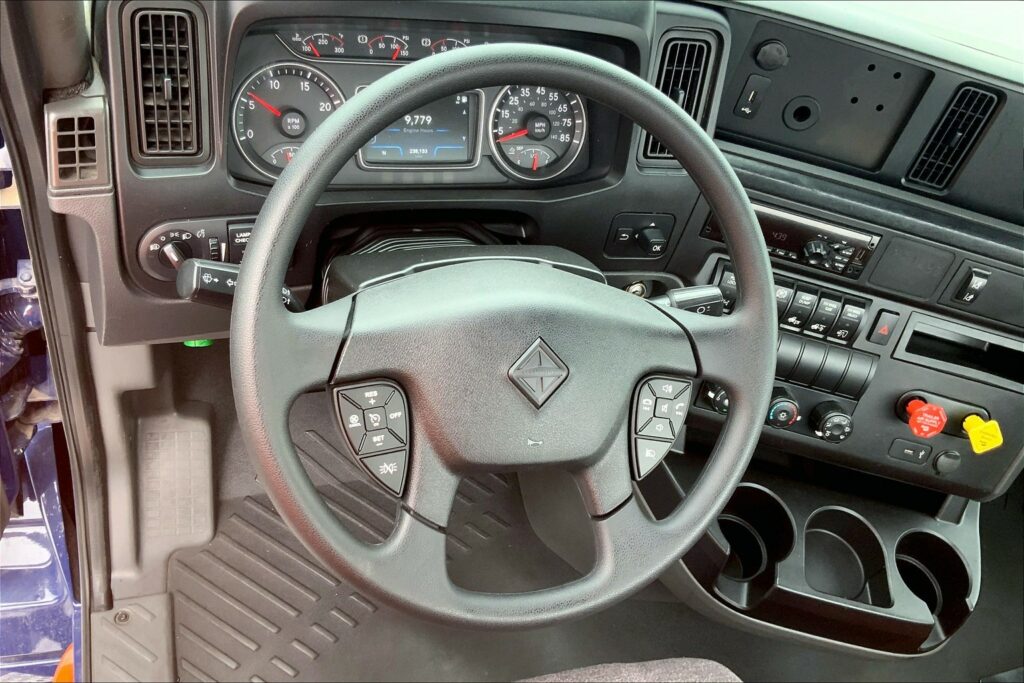 2020 CUM LT625 6×4 Day Cab