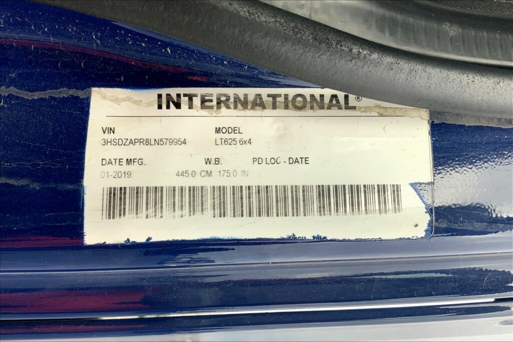 2020 CUM LT625 6×4 Day Cab