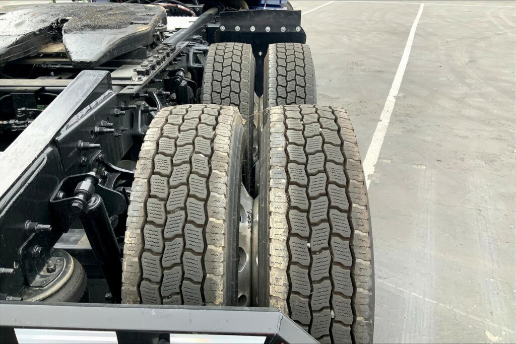 2020 CUM LT625 6×4 Day Cab