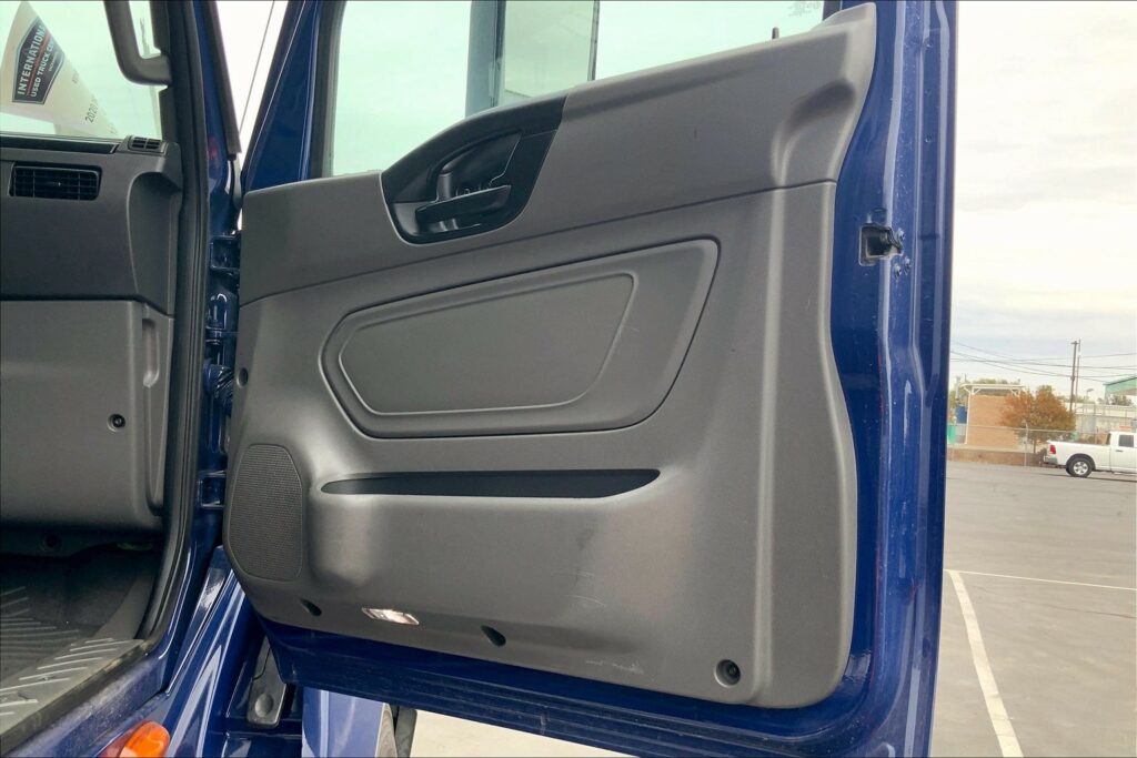 2020 CUM LT625 6×4 Day Cab