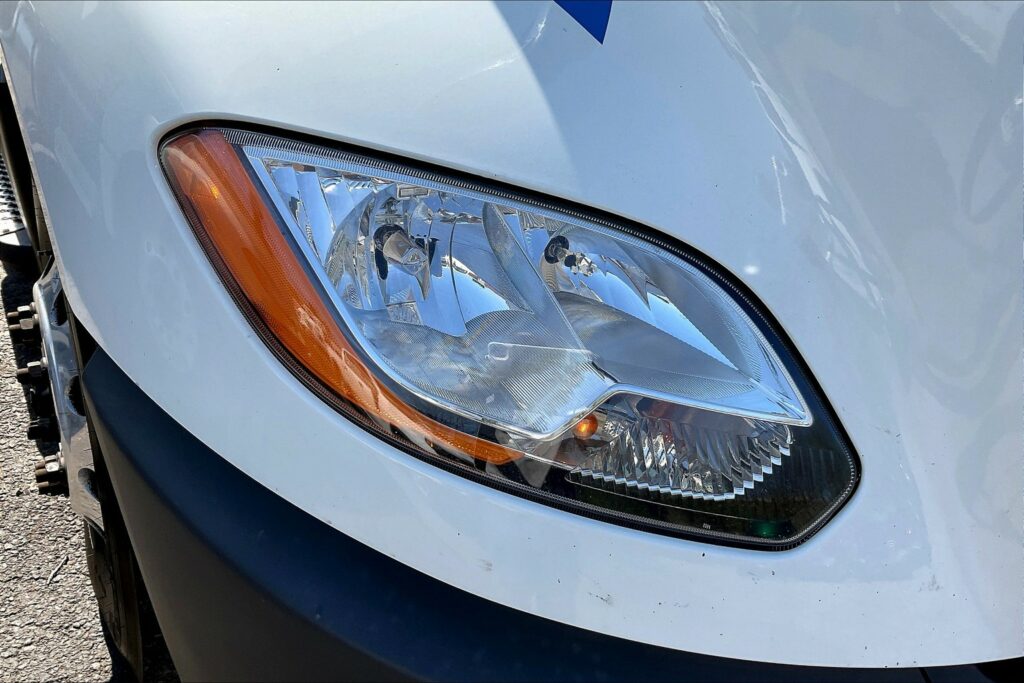 2021 CUM LT625 6×4 Sleeper