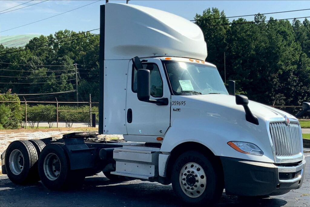 2020 CUM LT625 6×4 Day Cab