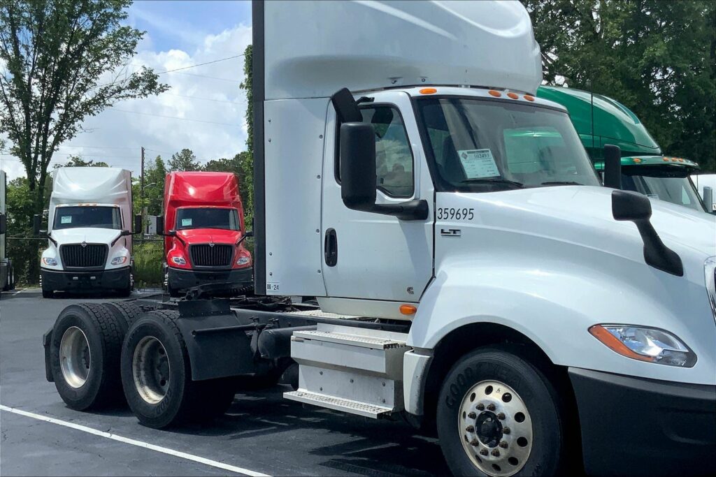 2020 CUM LT625 6×4 Day Cab