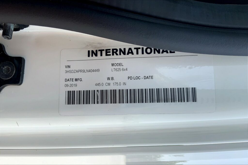 2020 CUM LT625 6×4 Day Cab