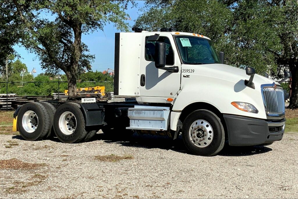 2020 CUM LT625 6×4 Day Cab