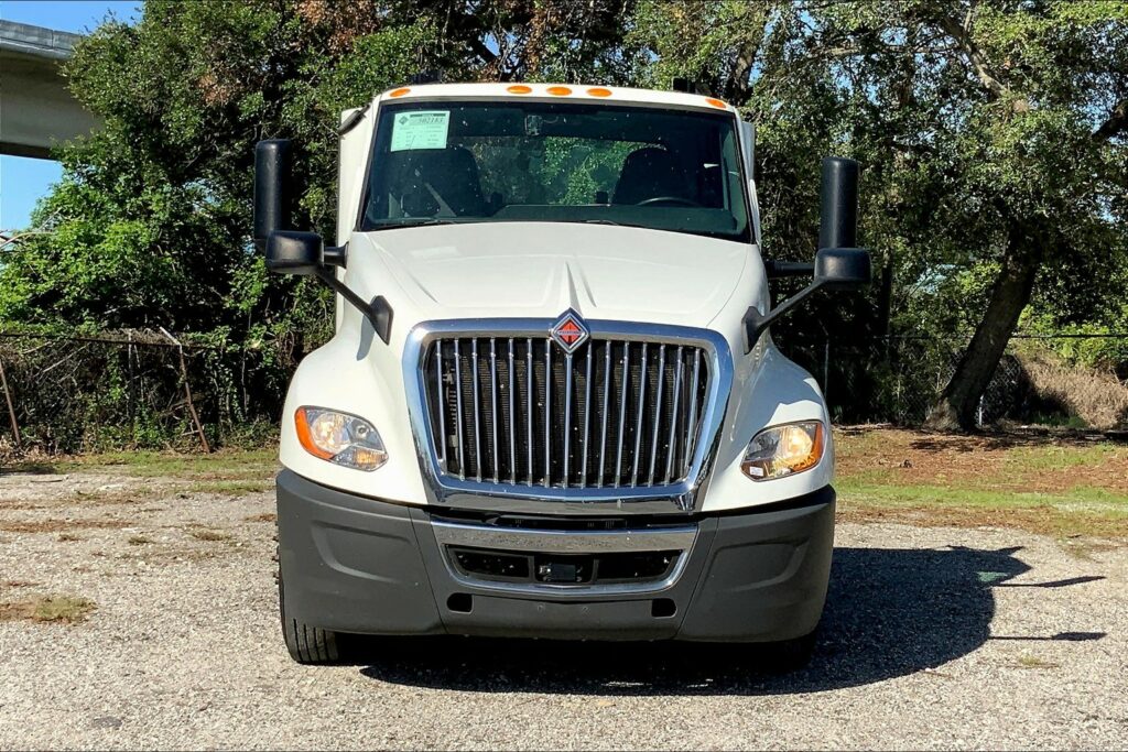 2020 CUM LT625 6×4 Day Cab