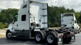 2021 CUM LT625 6×4 Sleeper