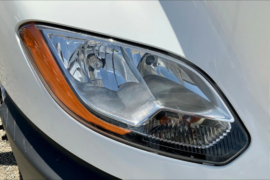 2021 CUM LT625 6×4 Sleeper