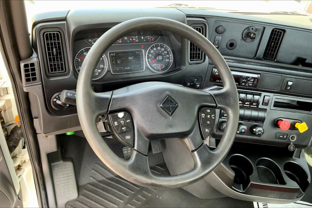 2020 CUM LT625 6×4 Day Cab