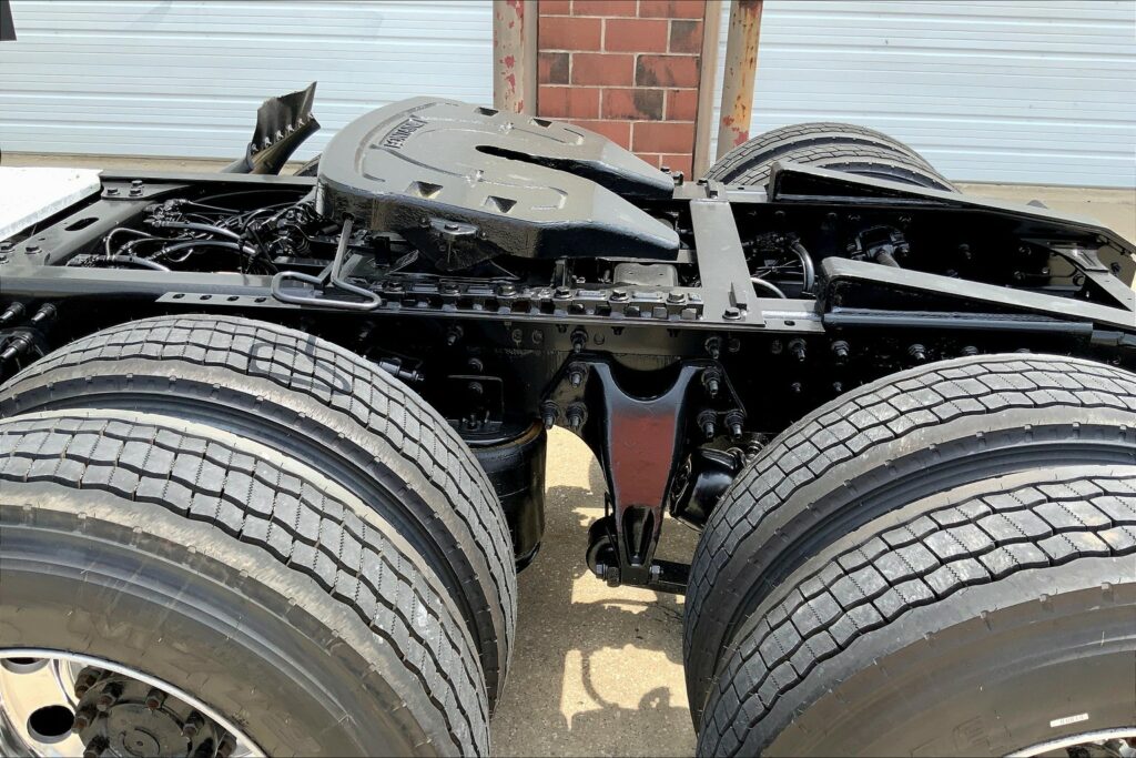 2020 CUM LT625 6×4 Day Cab