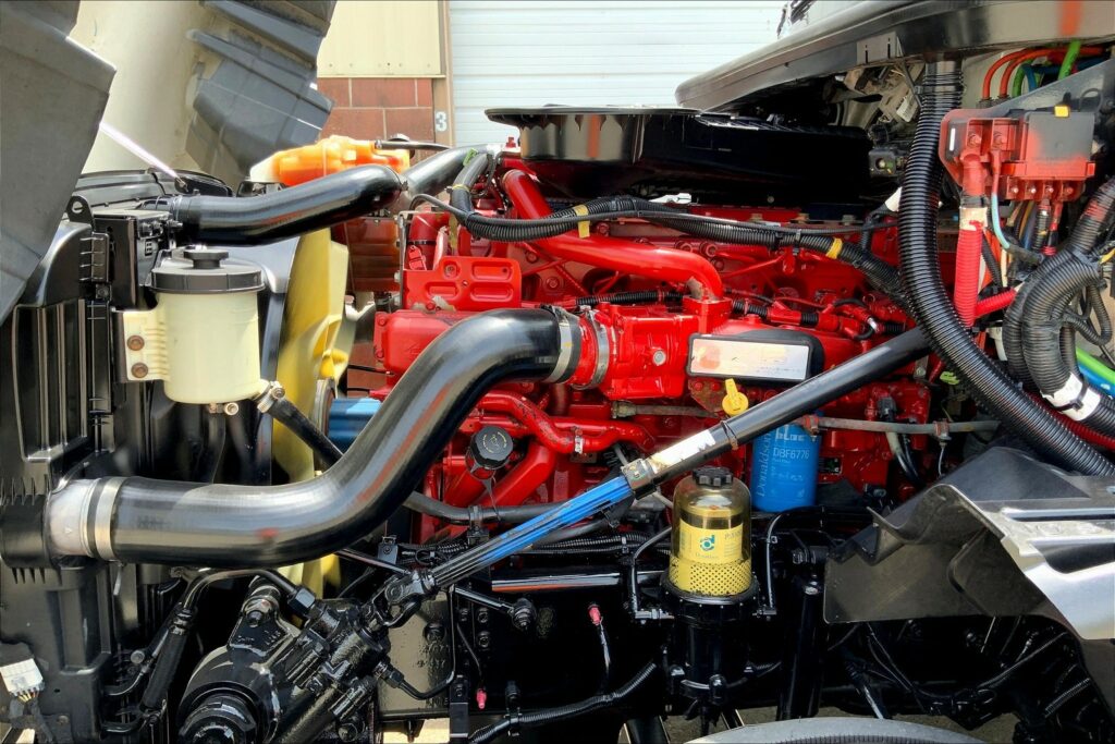 2020 CUM LT625 6×4 Day Cab