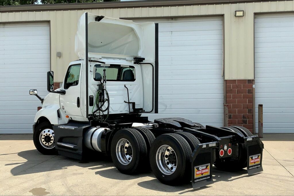 2020 CUM LT625 6×4 Day Cab