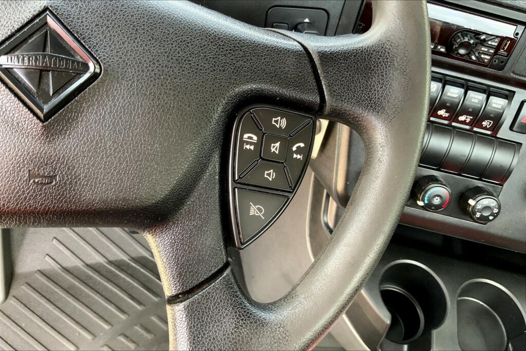 2020 CUM LT625 6×4 Day Cab