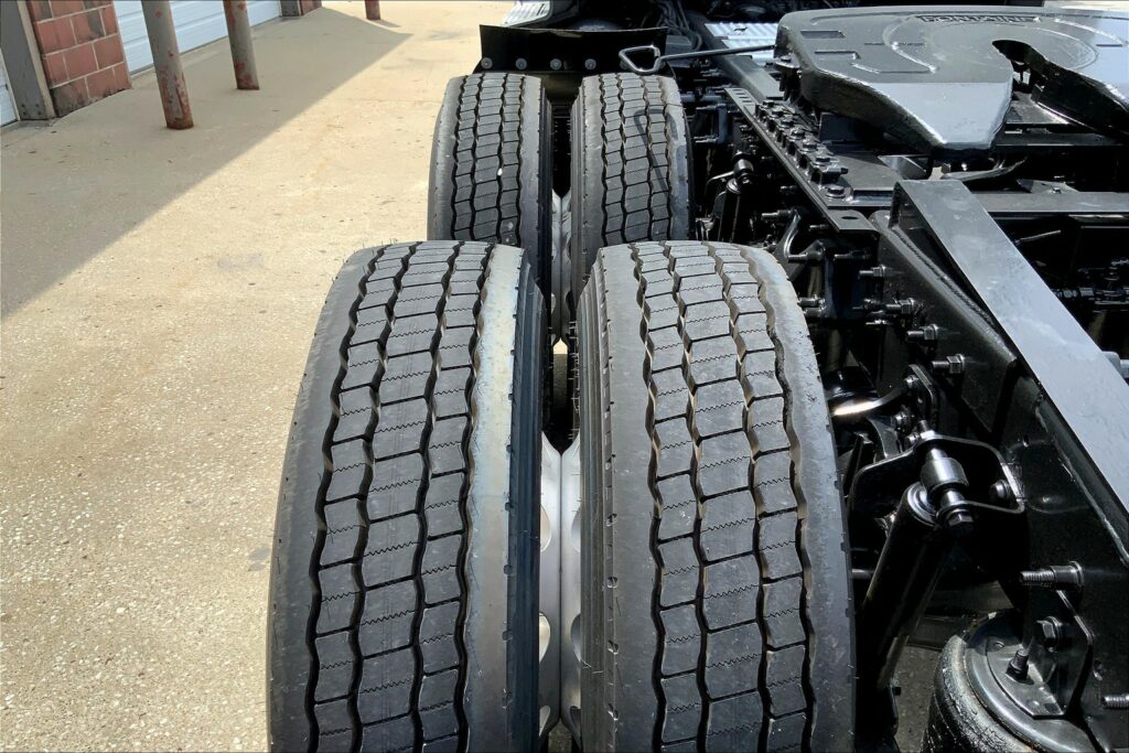 2020 CUM LT625 6×4 Day Cab