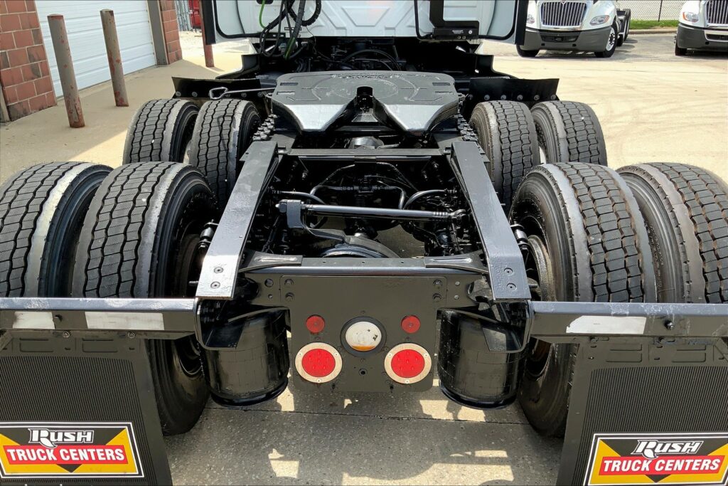 2020 CUM LT625 6×4 Day Cab