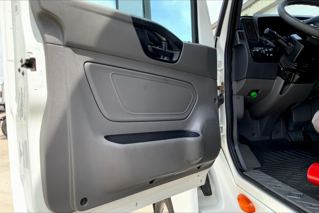 2020 CUM LT625 6×4 Day Cab