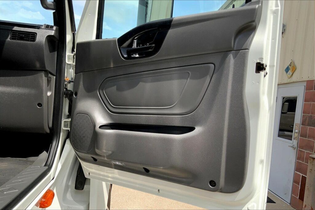 2020 CUM LT625 6×4 Day Cab