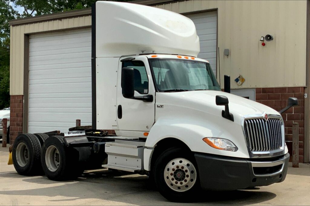 2020 CUM LT625 6×4 Day Cab