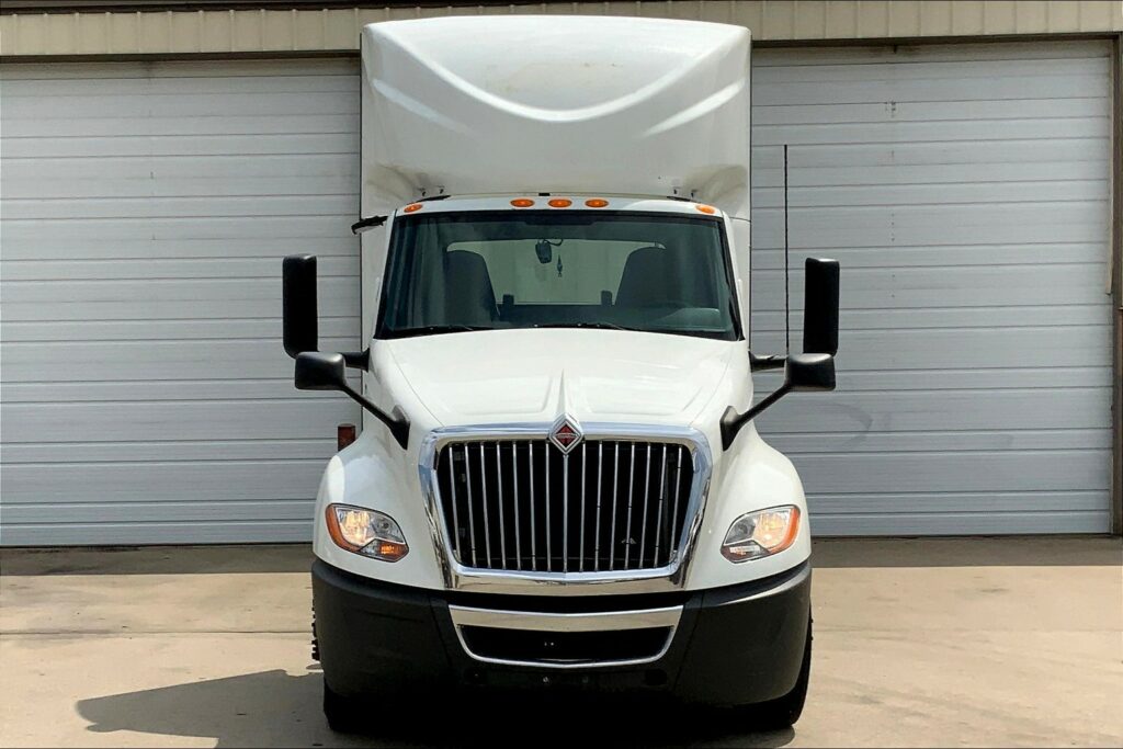 2020 CUM LT625 6×4 Day Cab