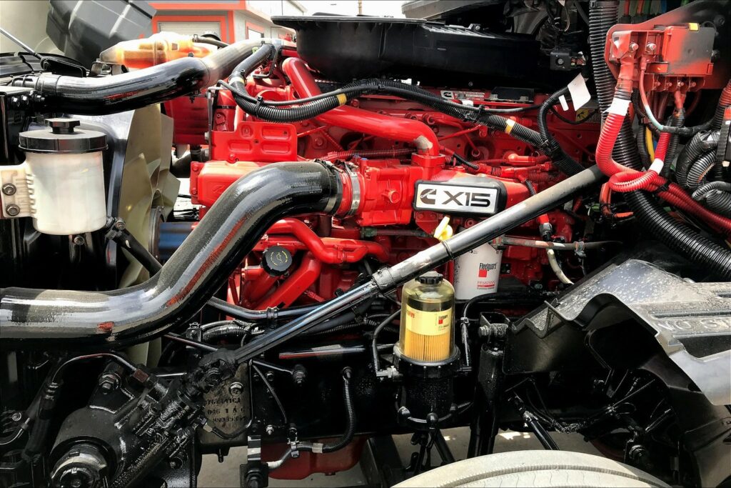 2021 CUM LT625 6×4 Day Cab