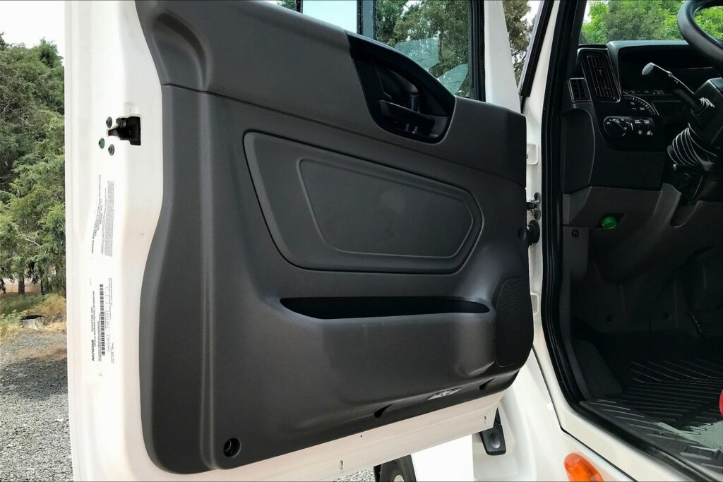 2021 CUM LT625 6×4 Day Cab