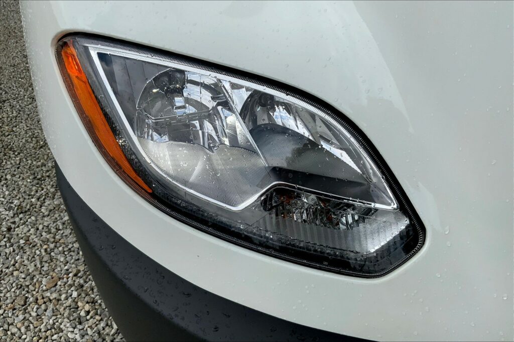 2022 CUM LT625 6×4 Sleeper