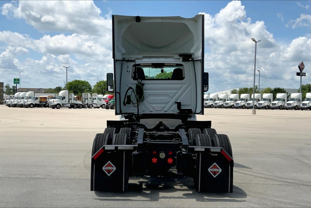 2020 INT LT625 6×4 Day Cab