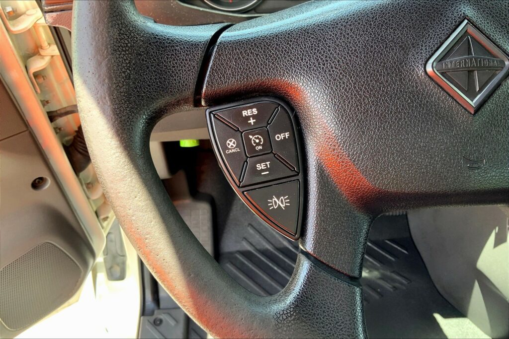 2020 INT LT625 6×4 Day Cab