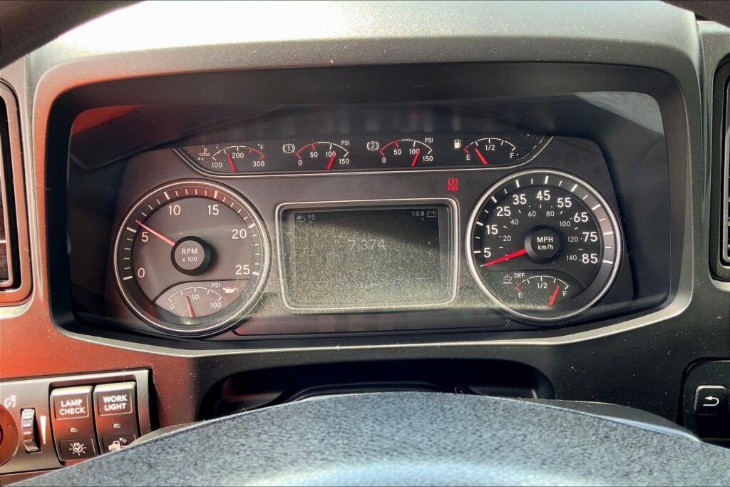 2020 INT LT625 6×4 Day Cab