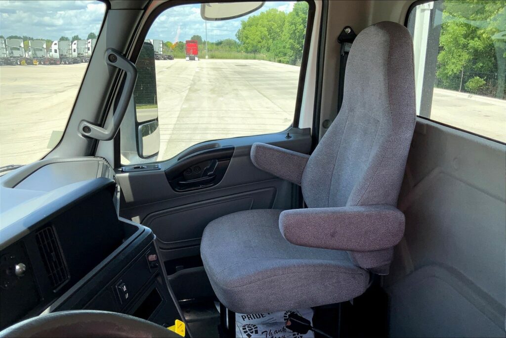 2020 INT LT625 6×4 Day Cab