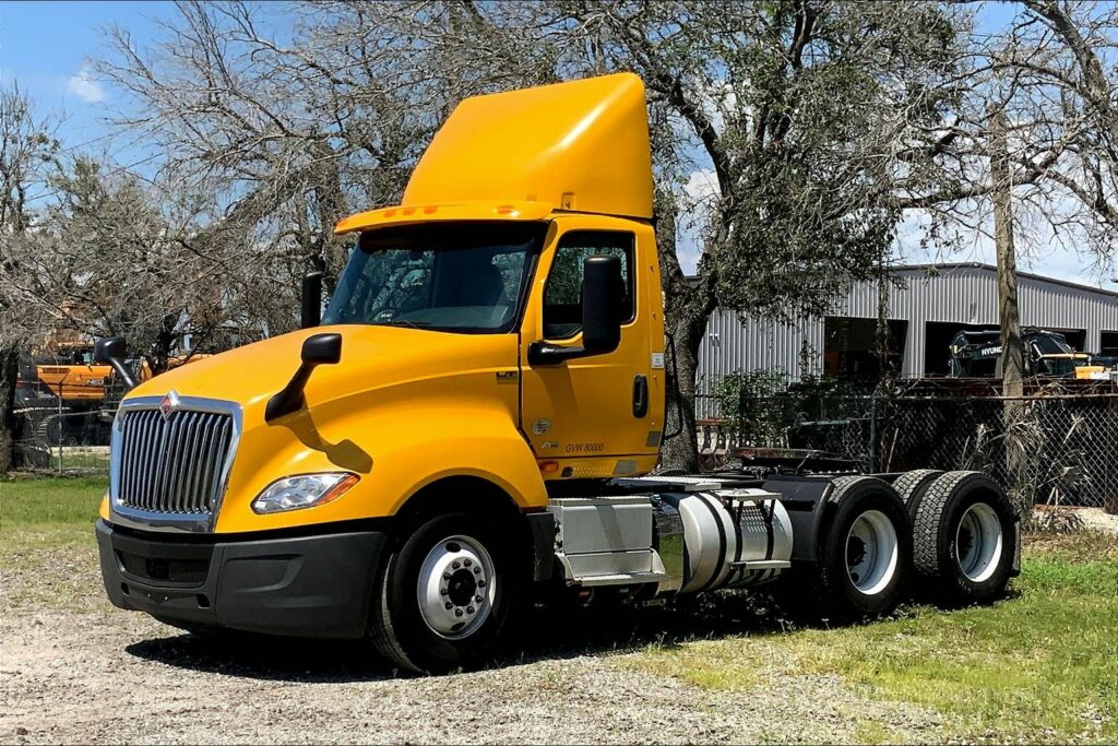 2019 INT LT625 6×4 Day Cab