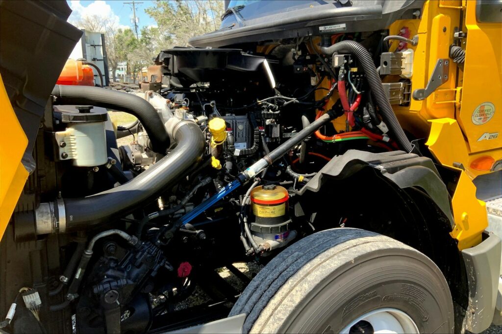 2019 INT LT625 6×4 Day Cab