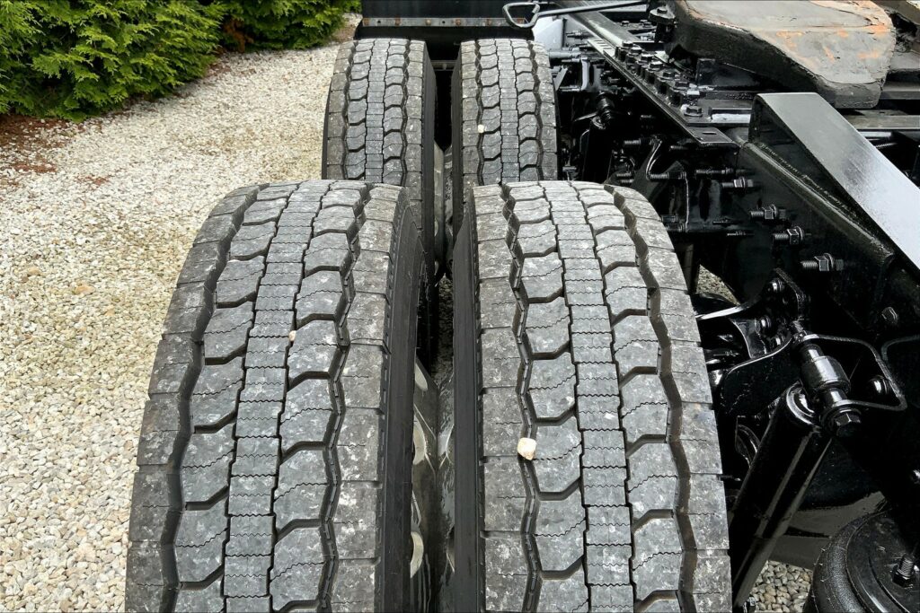 2022 INT LT625 6×4 Sleeper