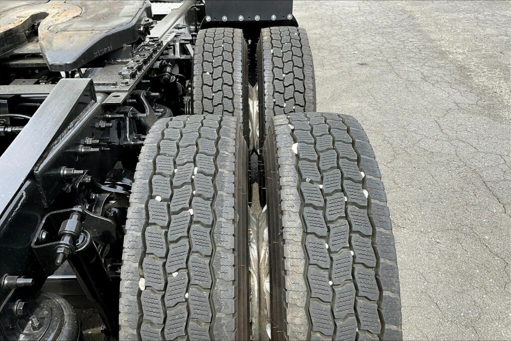 2021 INT LT625 6×4 Sleeper