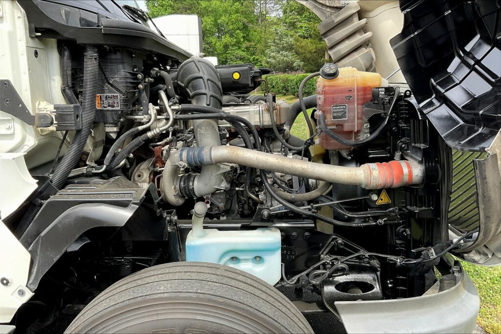 2021 INT LT625 6×4 Sleeper