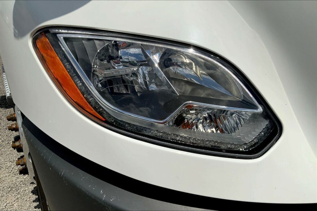 2023 INT LT625 6×4 Sleeper